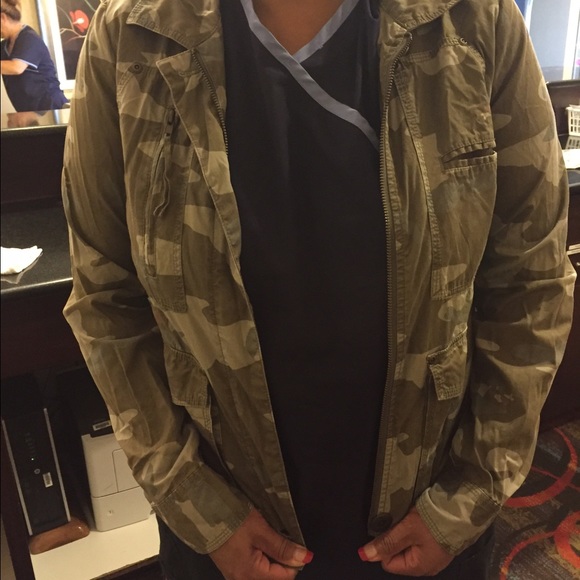 Jacket - Picture 3 of 4