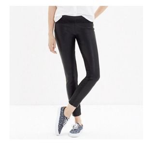 BlankNYC Faux / Vegan Leather Leggings