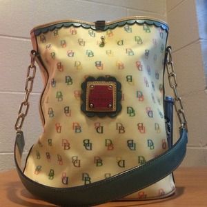 Dooney & Bourke