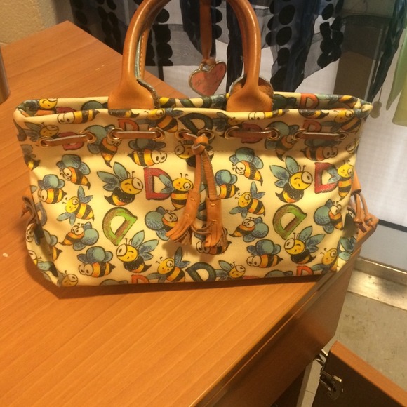 Dooney & Bourke