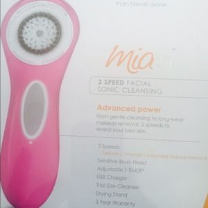 ❌REDUCED PRICE❌🌺NEW CLARISONIC MIA 3🌺