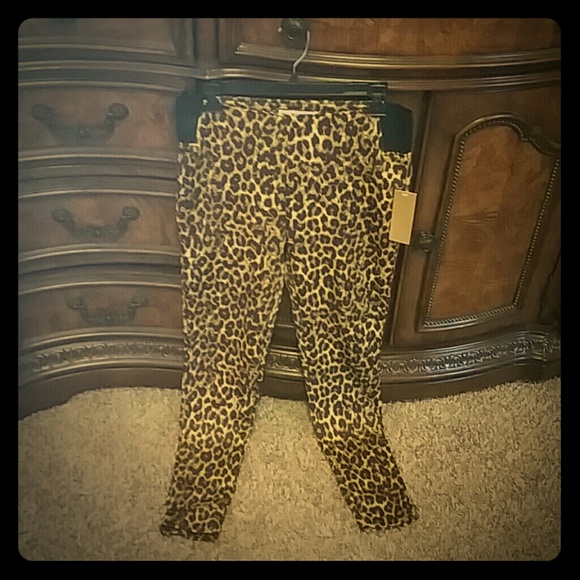 Nicki Minaj leopard print Leggings