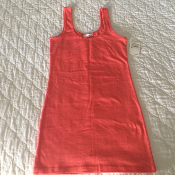 New with tags! Abound salmon colored tank top
