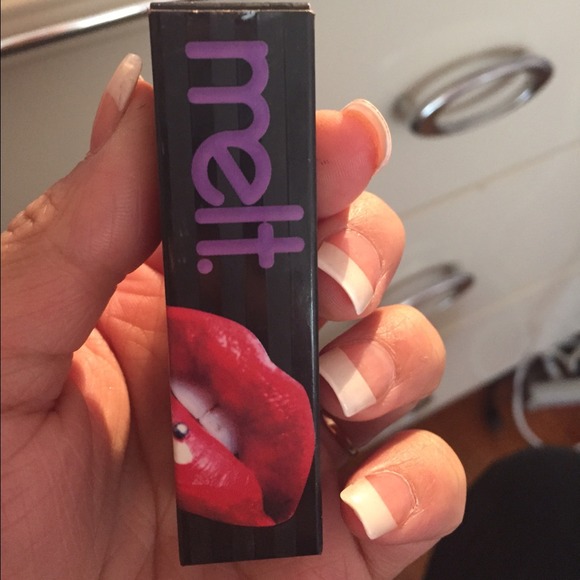 MELT Dgaf lipstick