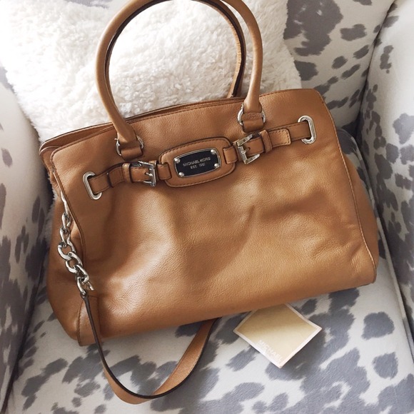 Michael Kors leather purse. Tan taupe brown.