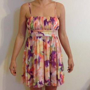 Floral spring dress.