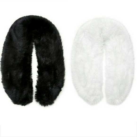Accessories - White fur stole