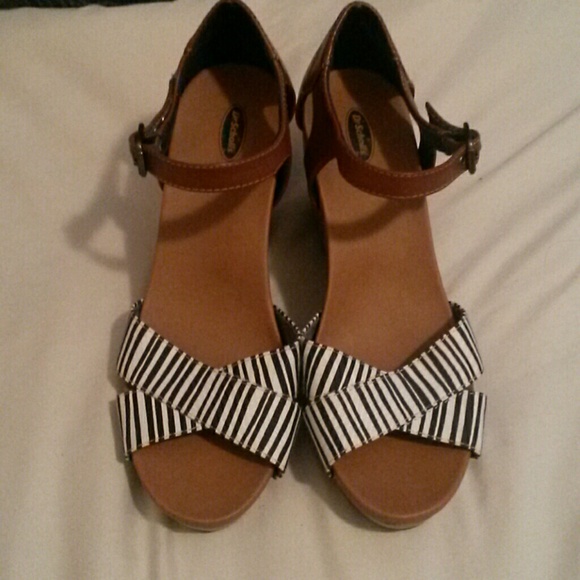 Dr. Scholl's strappy wedge sandal