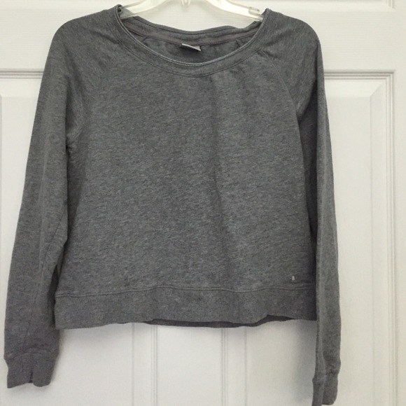Gray t-shirt with a glittery band at the top