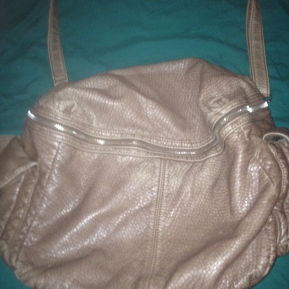 Brown Cross over handbag - Picture 2 of 4