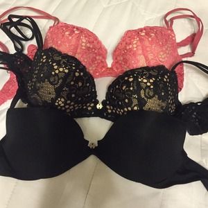 Very sexy bra bundle