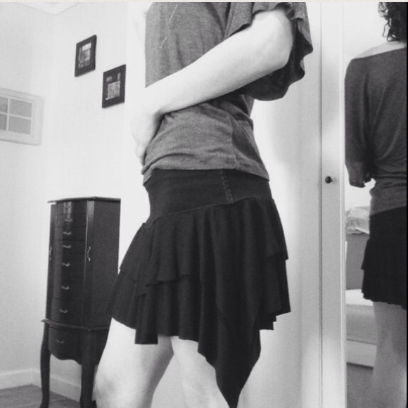 Ruffled skirt adjustable length - Picture 4 of 4