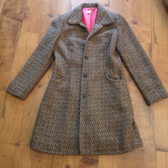 Apt. 9 jacket.  Geometric print with pop of color