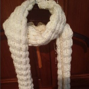 White woven scarf from old navy