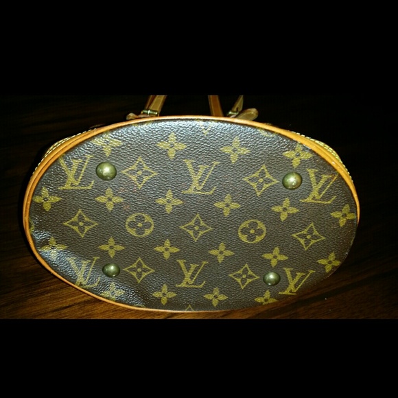 Authentic LV Little bucket - Picture 1 of 4