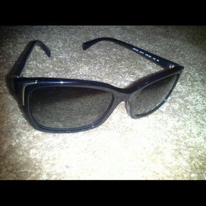 Authentic prada sunglasses NEW