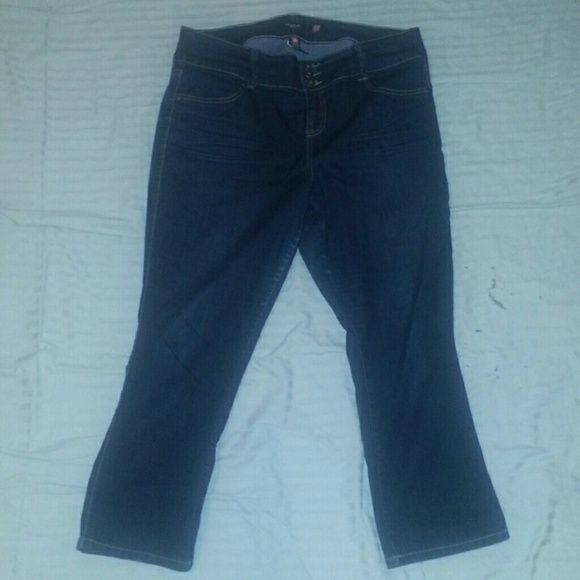 Dark denim Capris