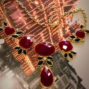 Lipstick💄Red necklace
