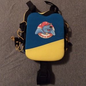 Kids swimming safe vest. Used. For child age 2-3.