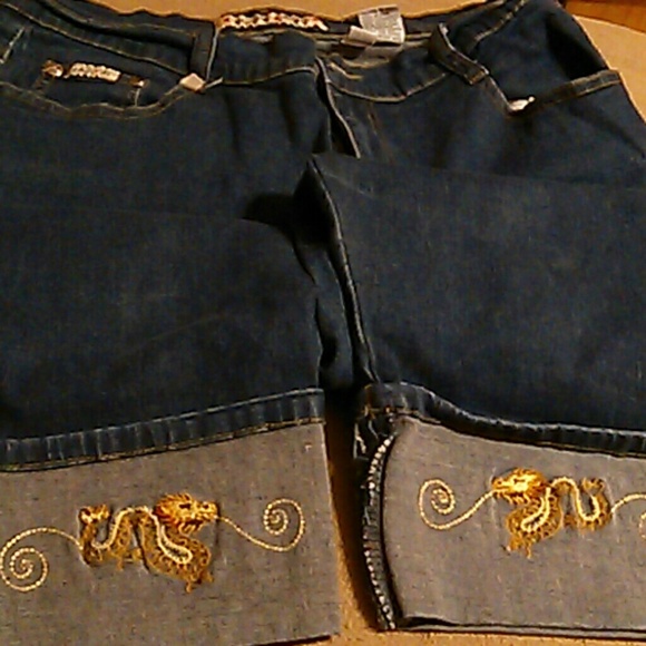 Capris - Picture 2 of 2