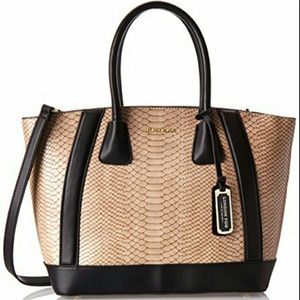 ***Reserved*** London Fog Heather Messenger Bag