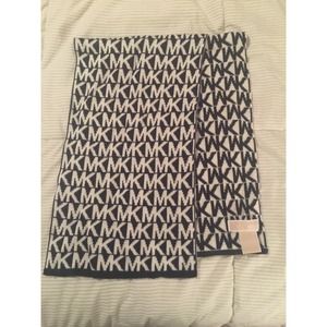 Michael Kors black and white scarf