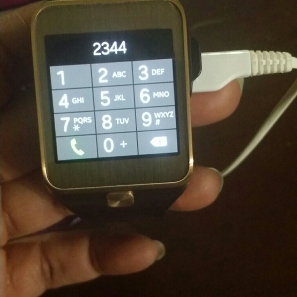 Samsung Gear 2 - Picture 1 of 4