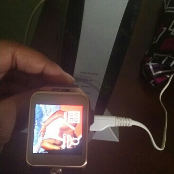 Samsung Gear 2 - Picture 2 of 4