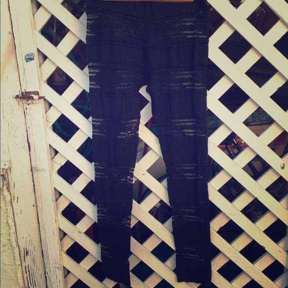 Free People black lace leggings - Picture 1 of 3