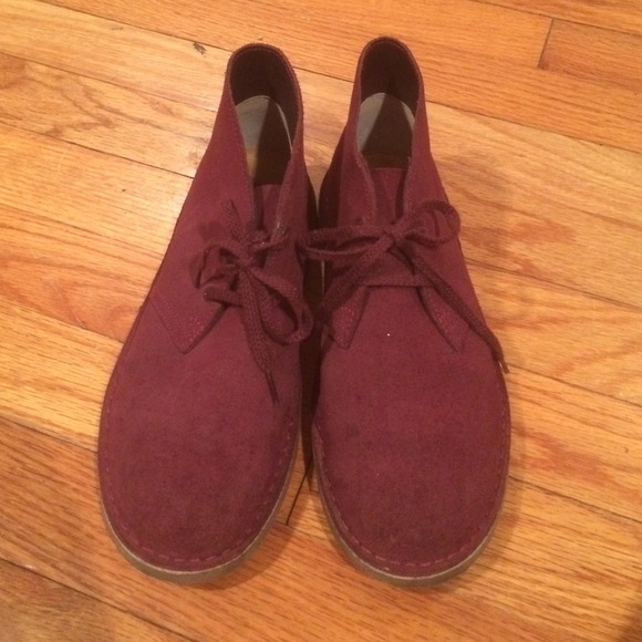 Clark maroon dessert boot