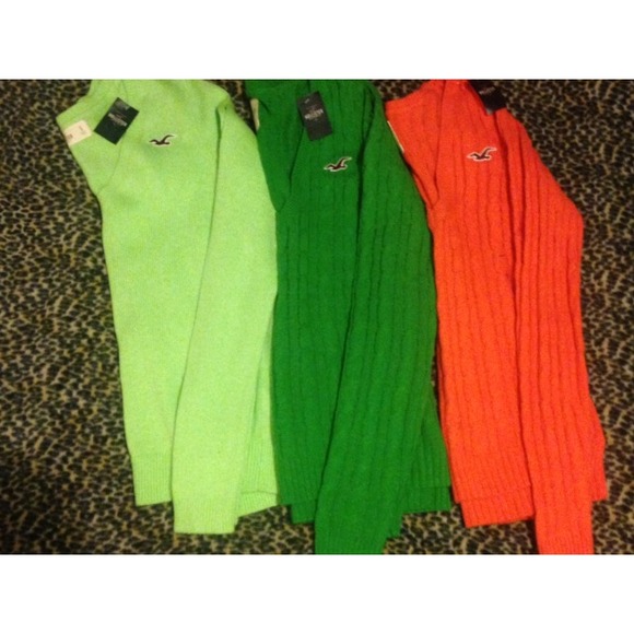 Hollister Long sleeve sweaters