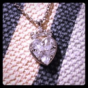 Juicy "diamond" necklace.