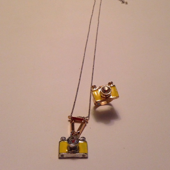 (1left)💛VINTAGE Necklace &ring (camera necklace) - Picture 3 of 4