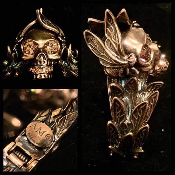 SOLD {tradesy} Alexander McQueen Winged๐Bracelet - Picture 3 of 4