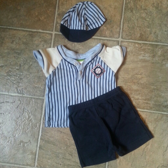 Baby boy 0-6m. 3 piece outfit