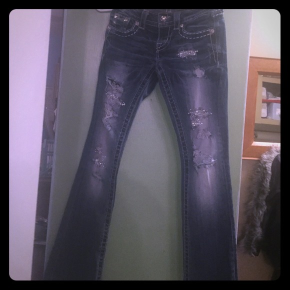 Size 23 miss me's