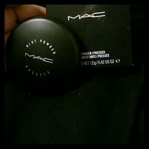 AUTHENTIC MAC BLOT POWDER IN DEEP DARK