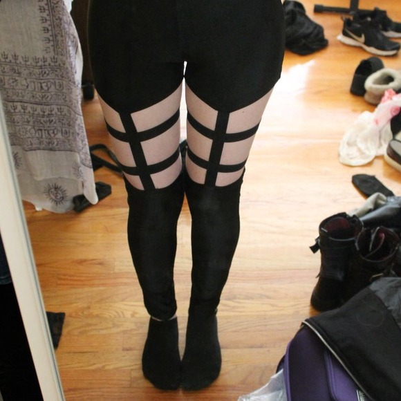 Black caged leggings