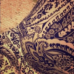 VS black and white rhinestone unlined bra