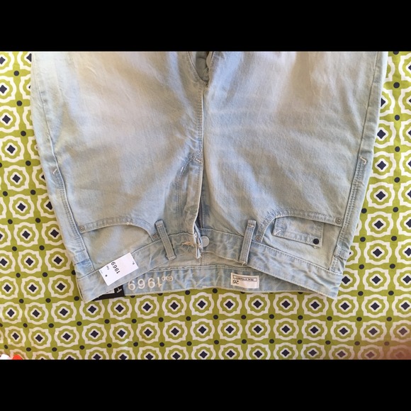 Jeans - Picture 2 of 2