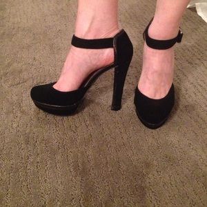 BCBG Paris Heels