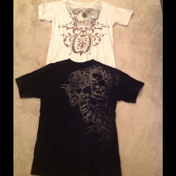 Infamous and Tour ThWorld Tee-shirts Black & White
