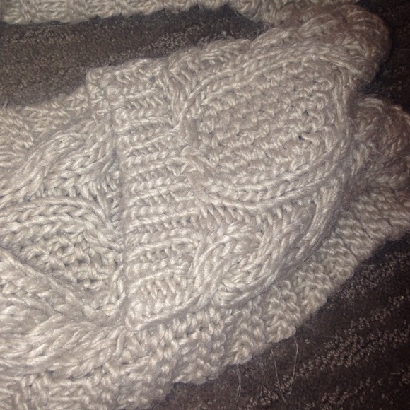 scarf - Picture 2 of 2