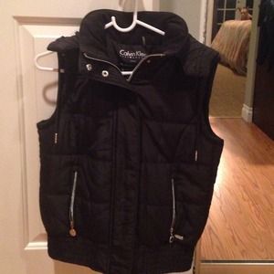 ⚡️ XS Vest, sweater and Max Studio top