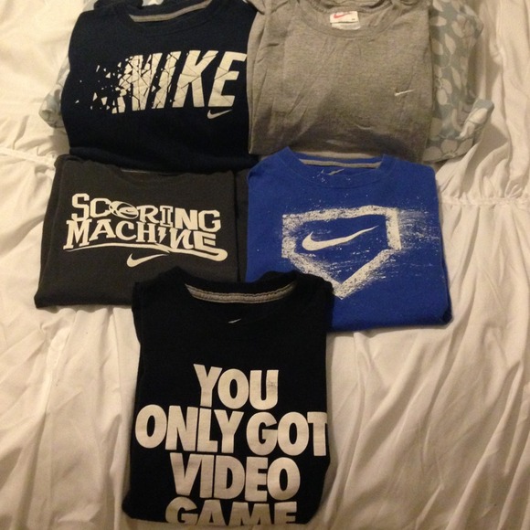 Boys Youth Large Nike Tee Shirts (bundle of 5)