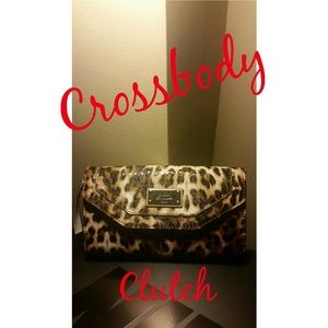 NWT Guess Small Crossbody Clutch