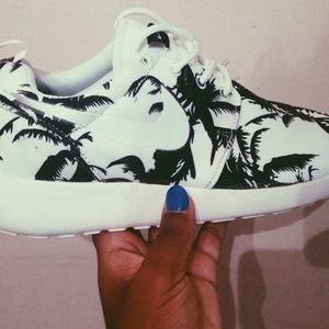 Roshe Run Palms