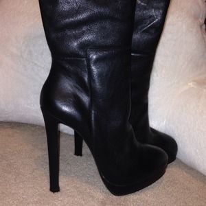 Steve Madden Shades of grey REAL LEATHER boots