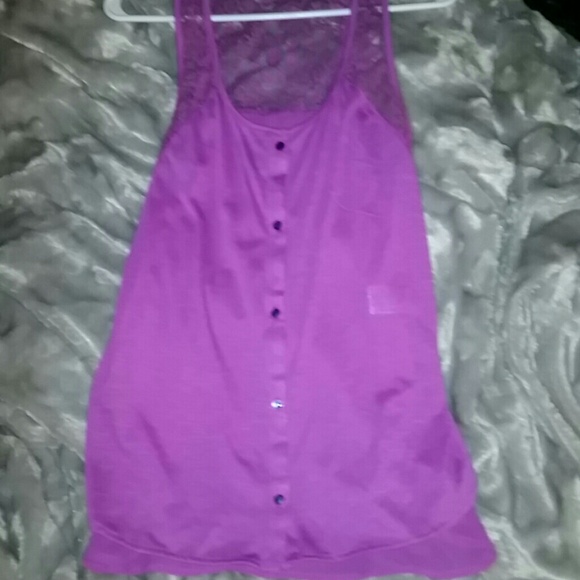 **seXxy seethRu ovEr-taNk w/aLL siLk in the baCk**