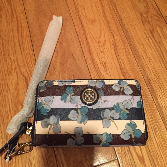 Authenic Tory Burch Smartphone Wristlet IPhone 6